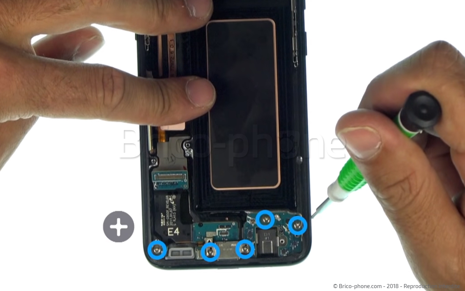 Changement d'écran (vitre+AMOLED) sur Galaxy S8 photo 1